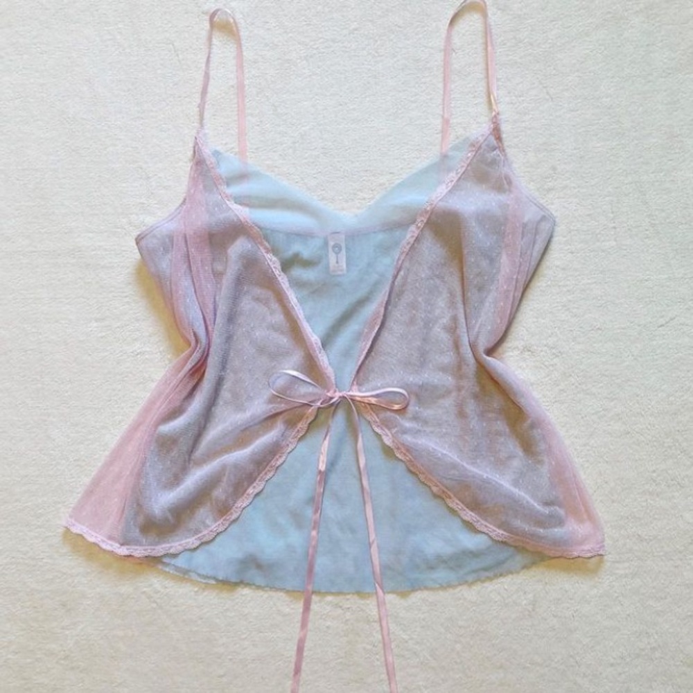 Blue pink top vintage